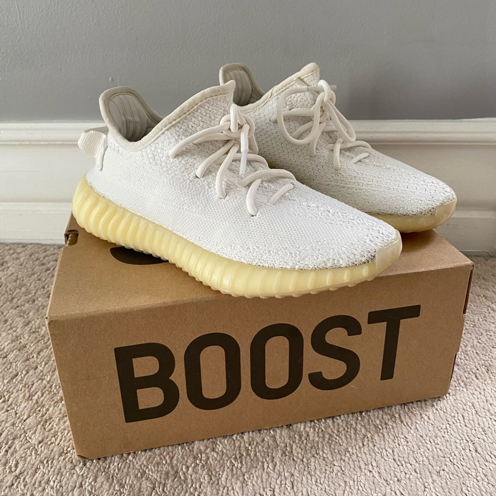 White Yeezys Adidas Yeezy Boost 350 V2 Cream White/ Triple White